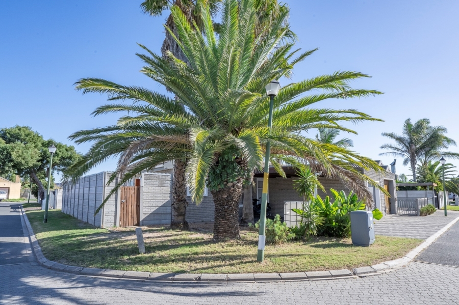 2 Bedroom Property for Sale in Bonnie Brae Western Cape